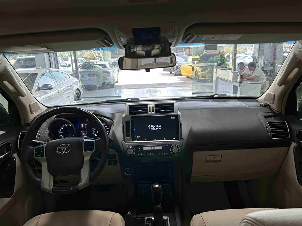Toyota Land Cruiser Prado 2016 3.5L AT TX-L