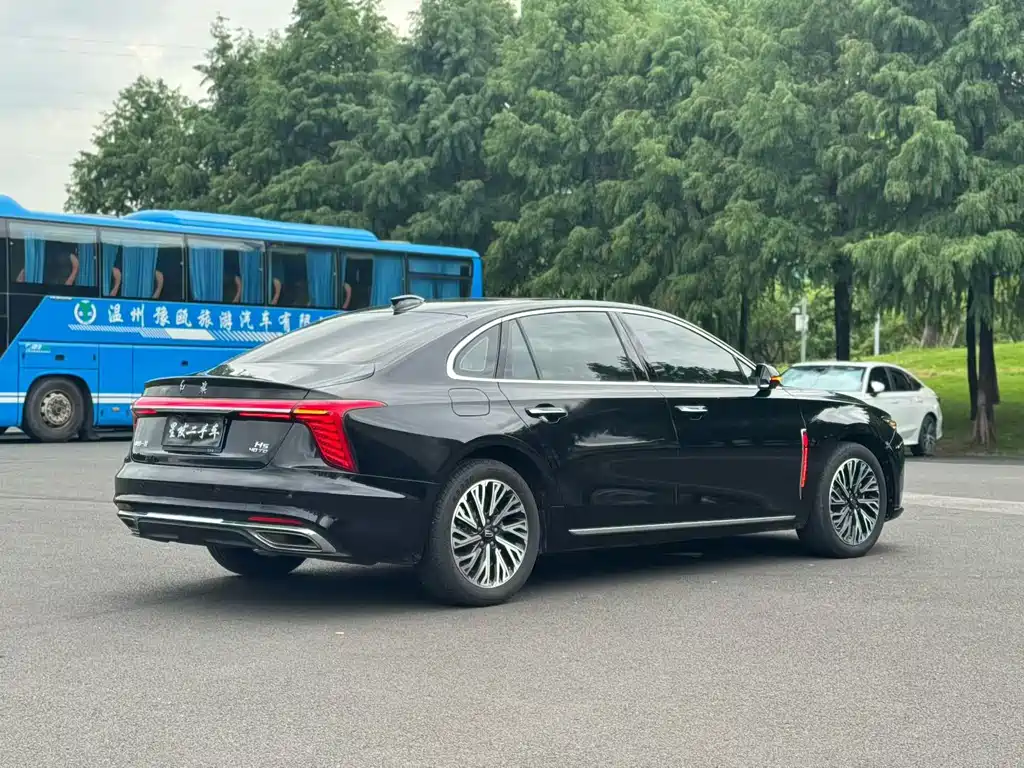 Hongqi Hongqi H5 — миниатюра 9