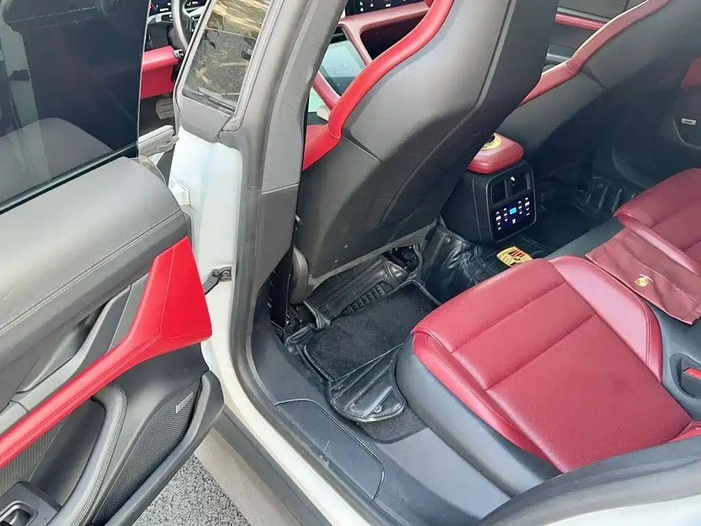 Porsche Taycan 2022 Taycan