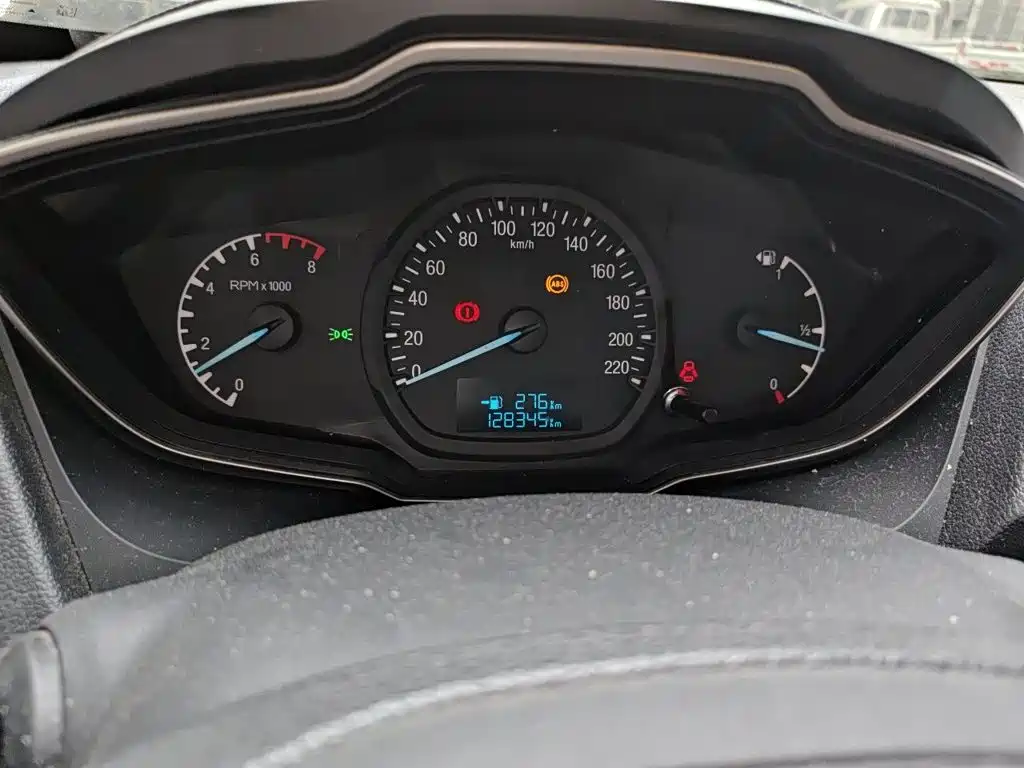Ford Escort — миниатюра 12