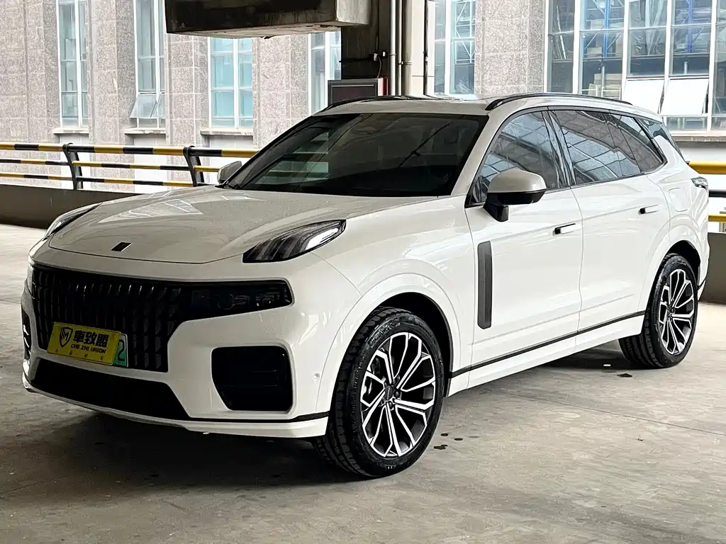 Lynk & Co 09 EM-P 2022