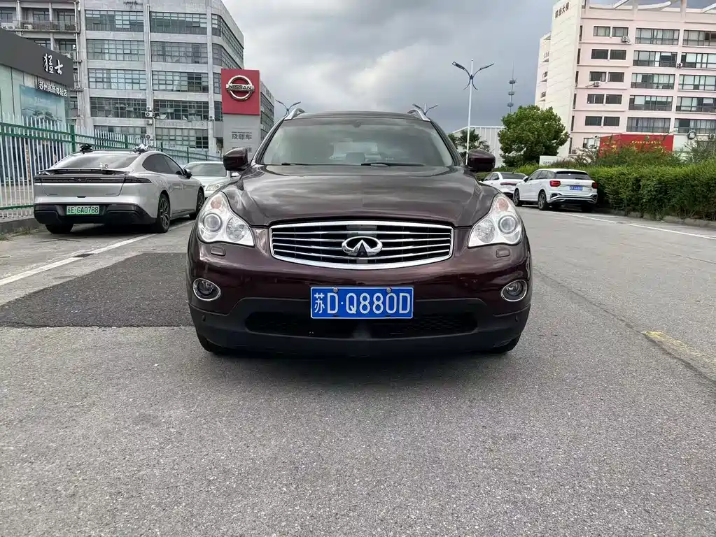Infiniti QX50 (Import) — миниатюра 2