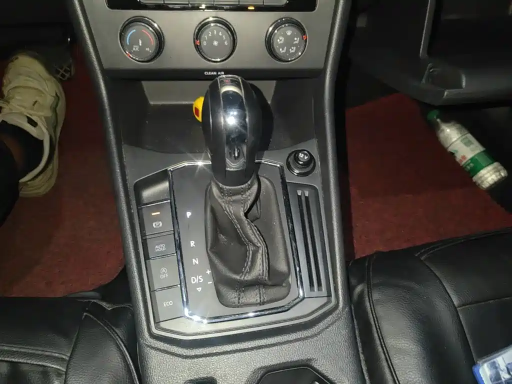 Volkswagen Lavida — миниатюра 14