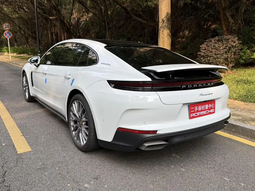 Porsche Panamera — миниатюра 4