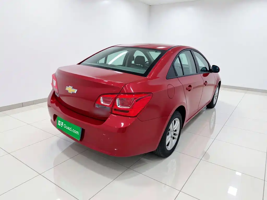 Chevrolet Cruze — миниатюра 6