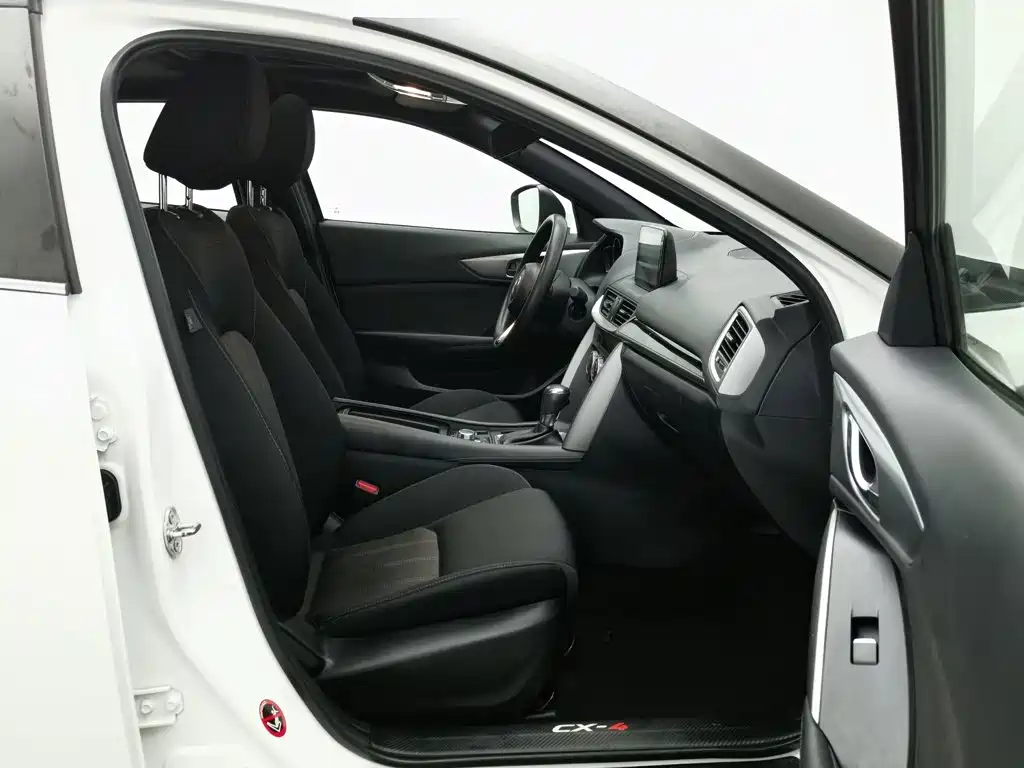 Mazda CX-4 — миниатюра 23
