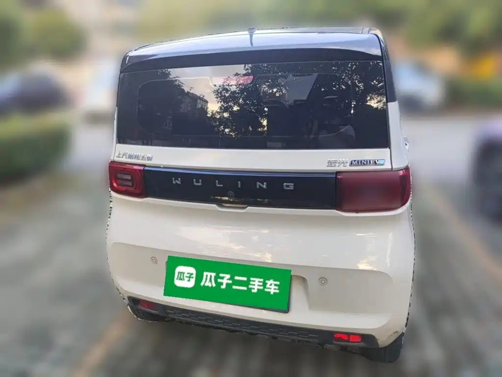 Wuling MINIEV — миниатюра 3