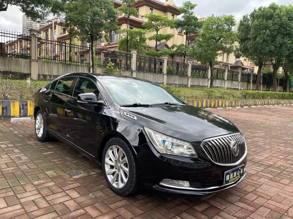 BUICK LACROSSE