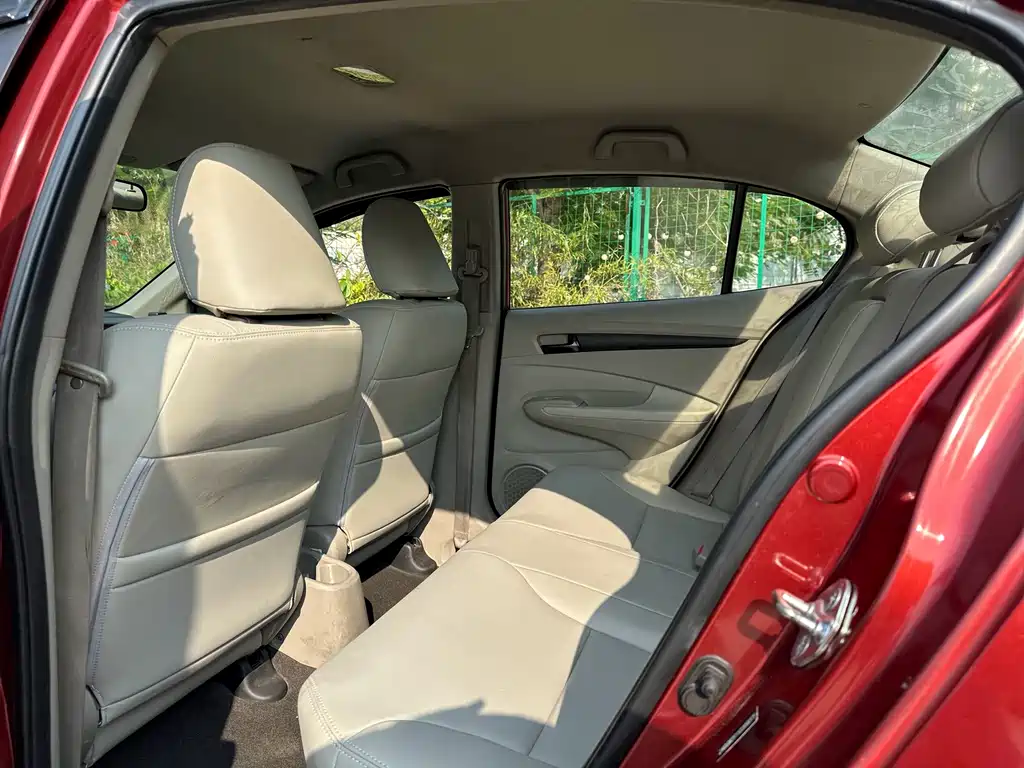 Honda City Classic — миниатюра 6