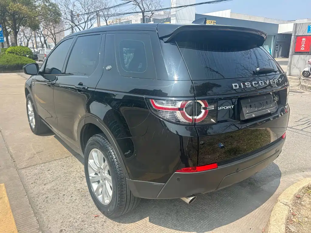 Land Rover Discovery Sport — миниатюра 6