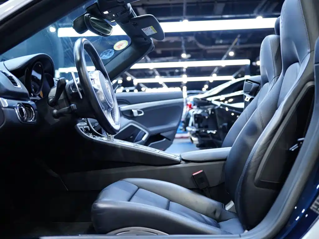 Porsche Boxster — миниатюра 12