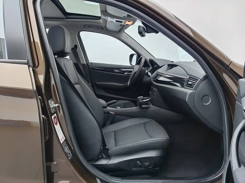 BMW X1 (Import) — миниатюра 23