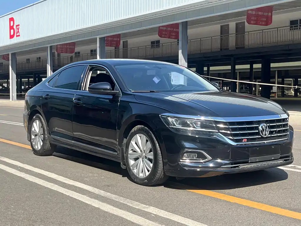 Volkswagen Passat 2019 330TSI Elite VI