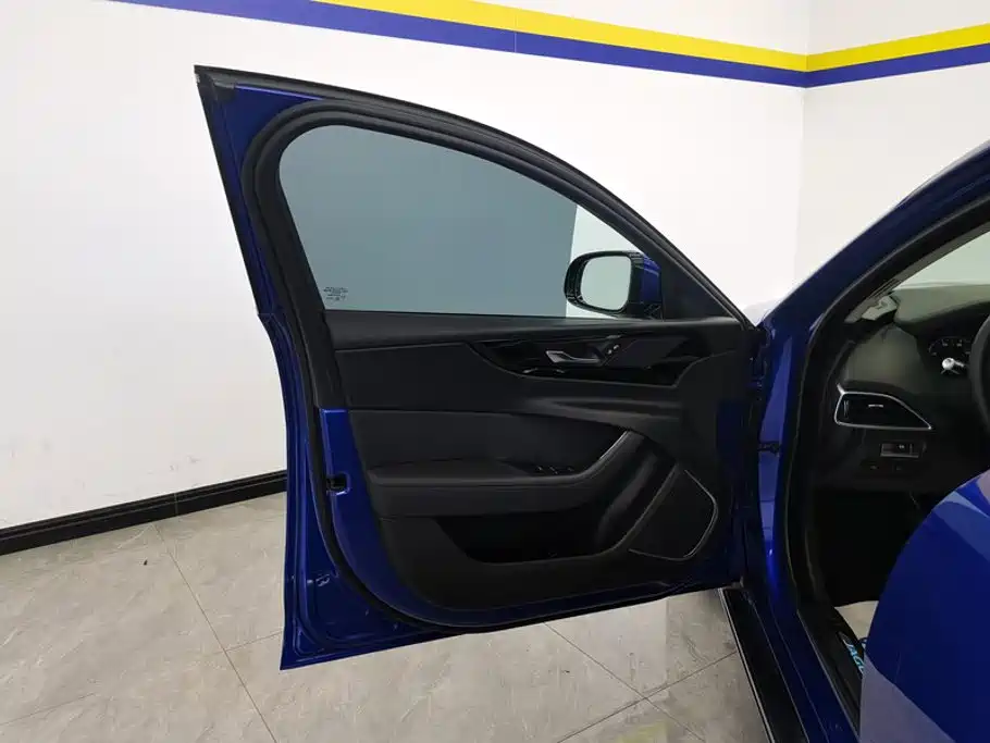 Jaguar XEL 2020 2.0T 200PS S