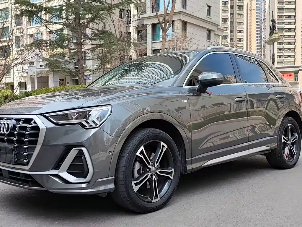 Audi Q3 2021