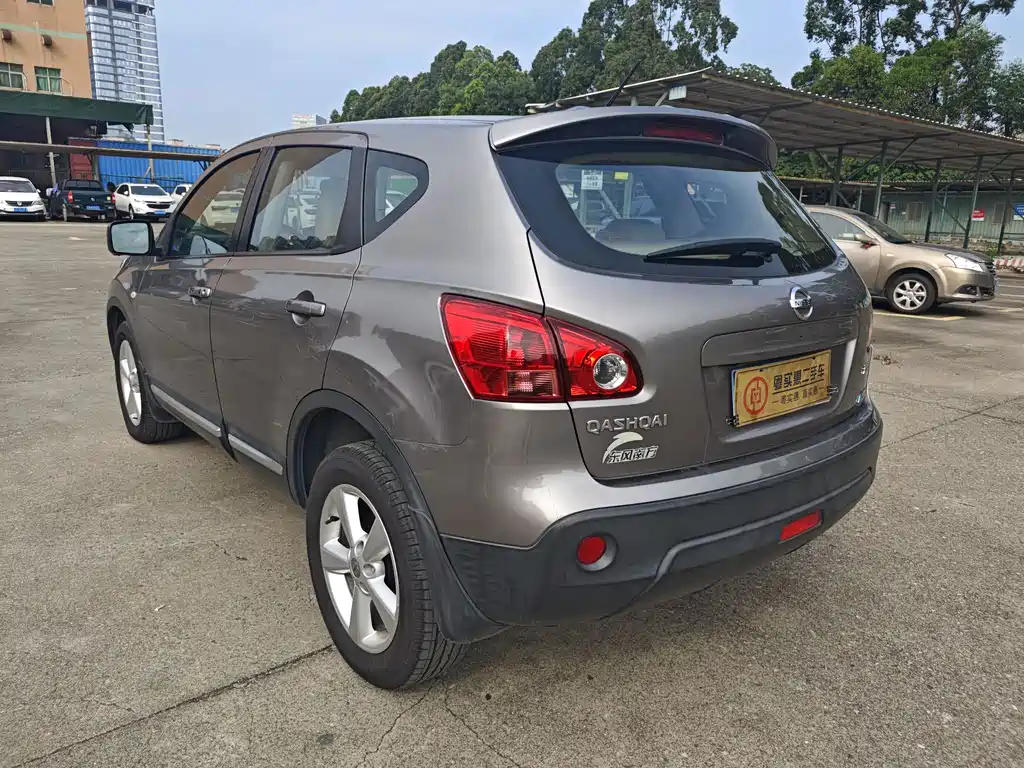 Nissan Qashqai — миниатюра 4