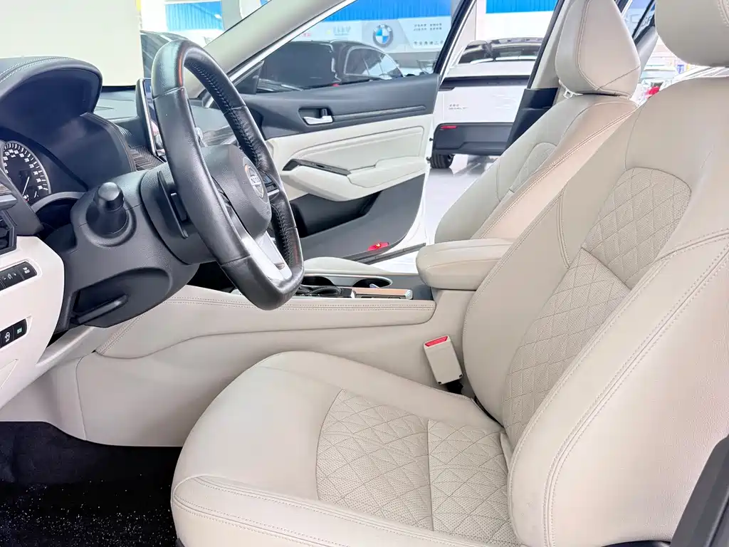 Nissan Teana — миниатюра 4