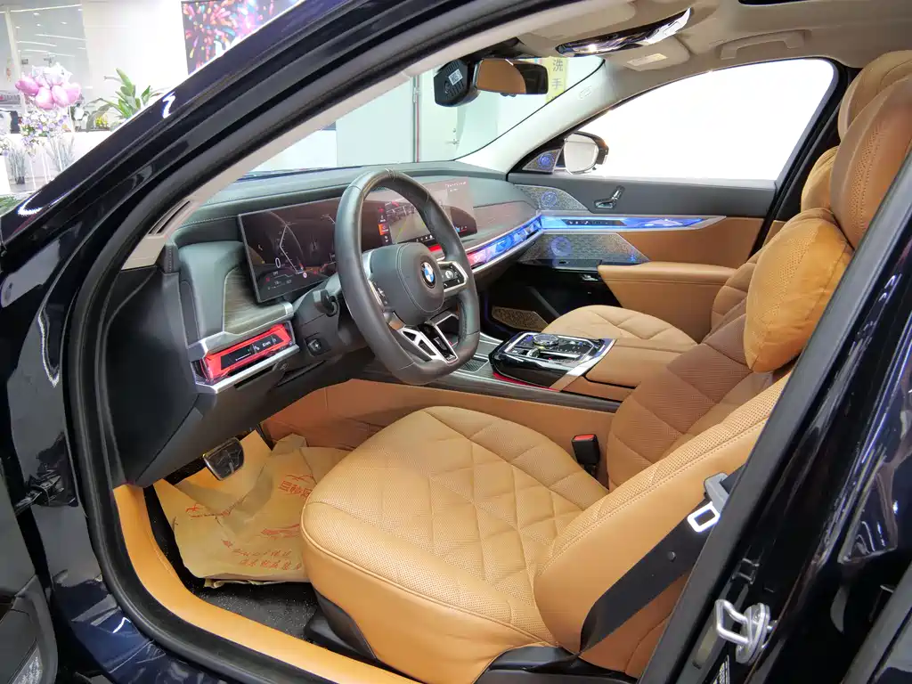 BMW 7 Series 7 2023 735Li M Sport