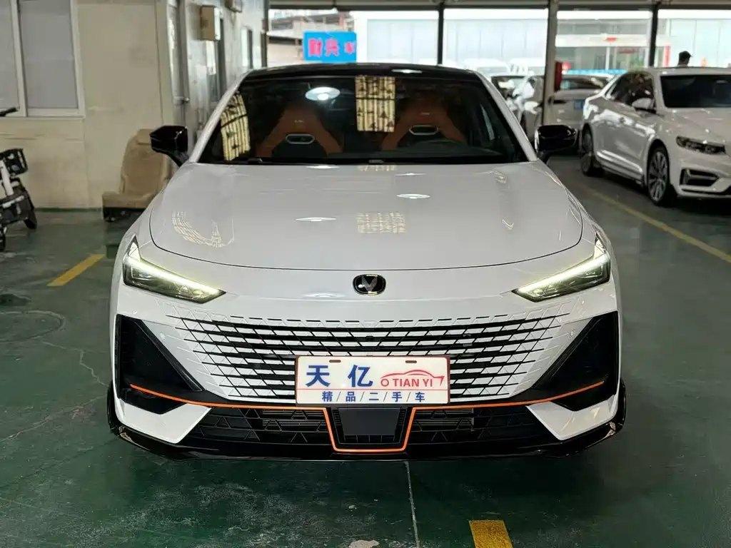 Changan UNI-V — миниатюра 2