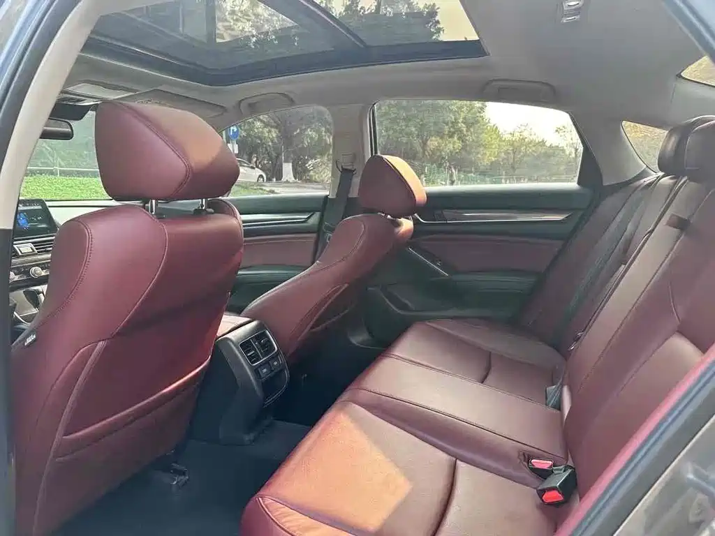 Honda Accord 2022 260TURBO Luxury