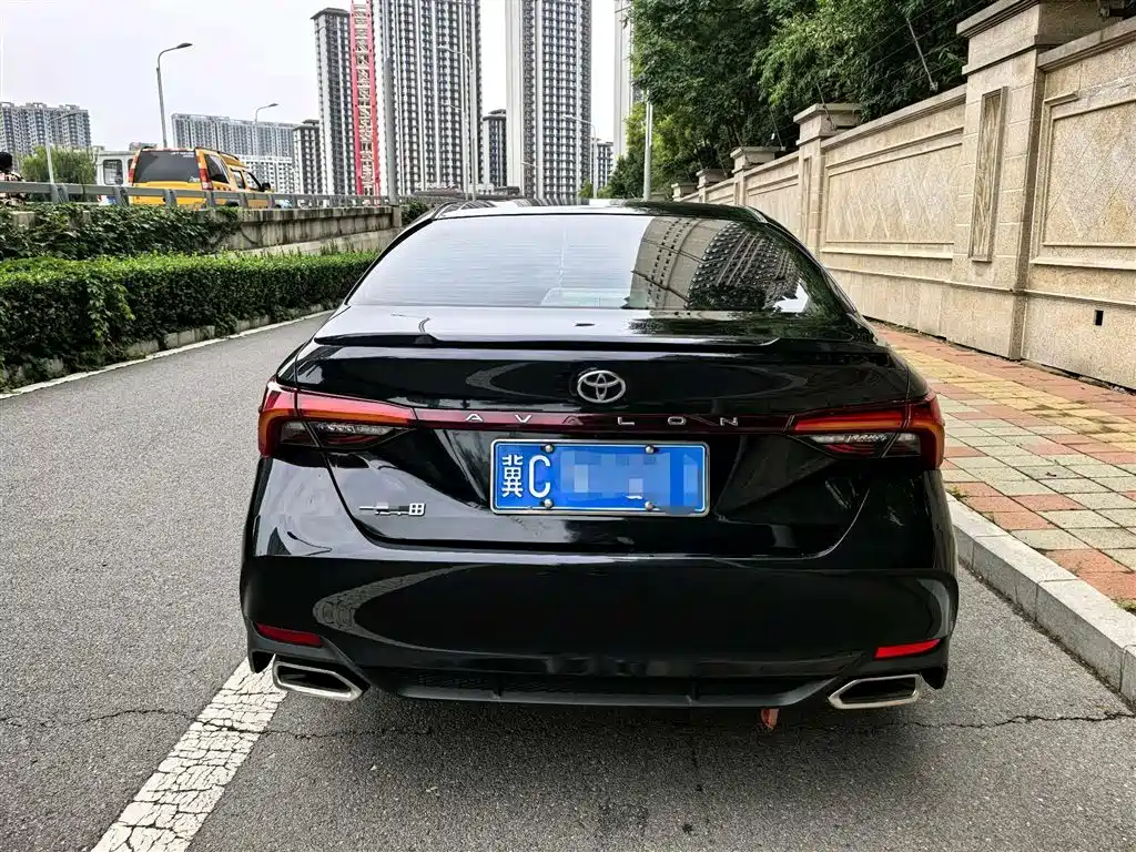 TOYOTA ASIAN DRAGON