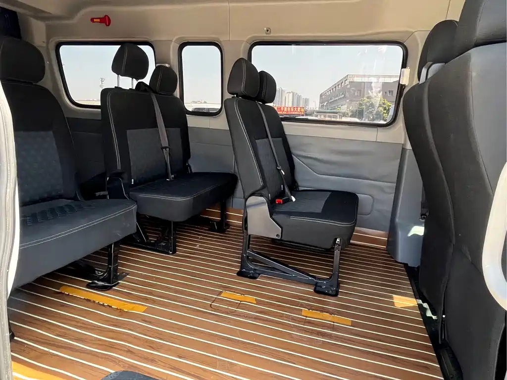 MAXUS V80 — миниатюра 10
