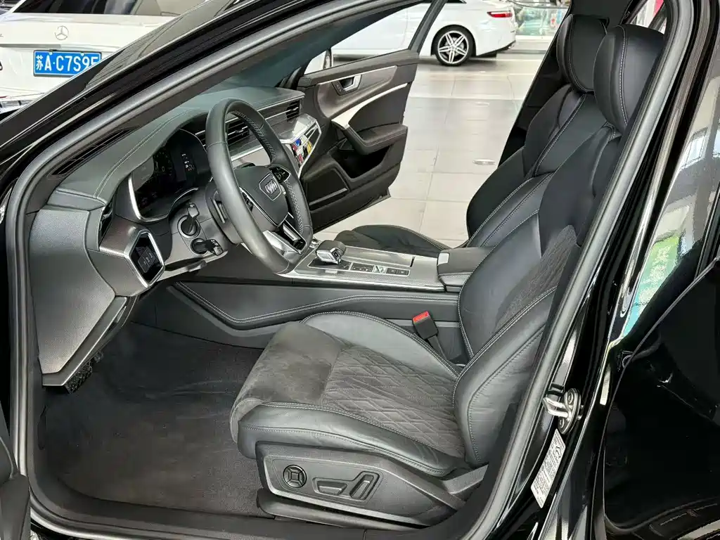 Audi A6L — миниатюра 6