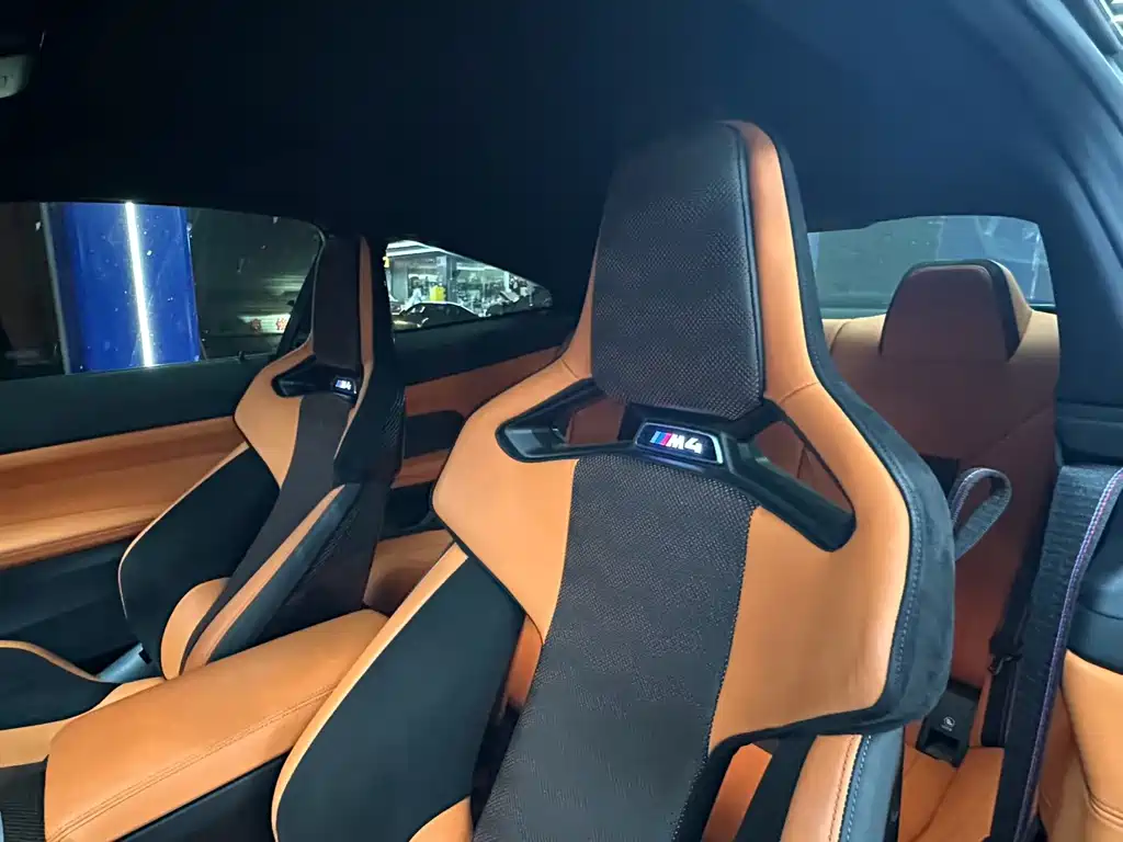 BMW M4 — миниатюра 8