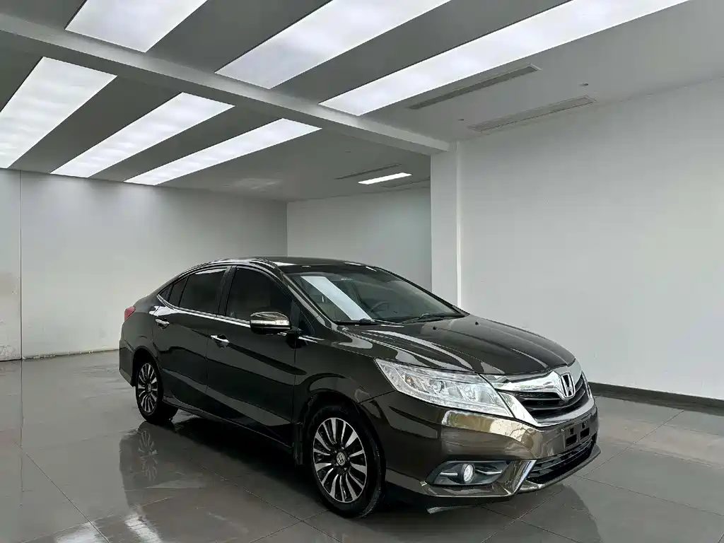 Honda Crider 2013 1.8L AT Luxury