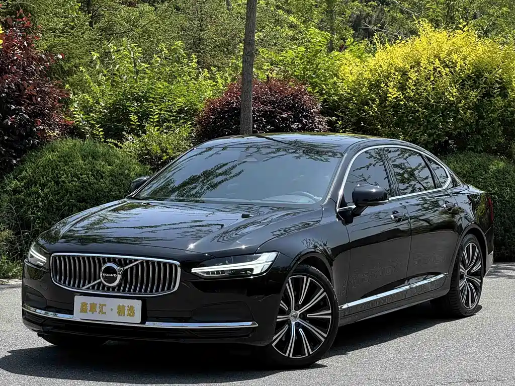 Volvo S90 2023