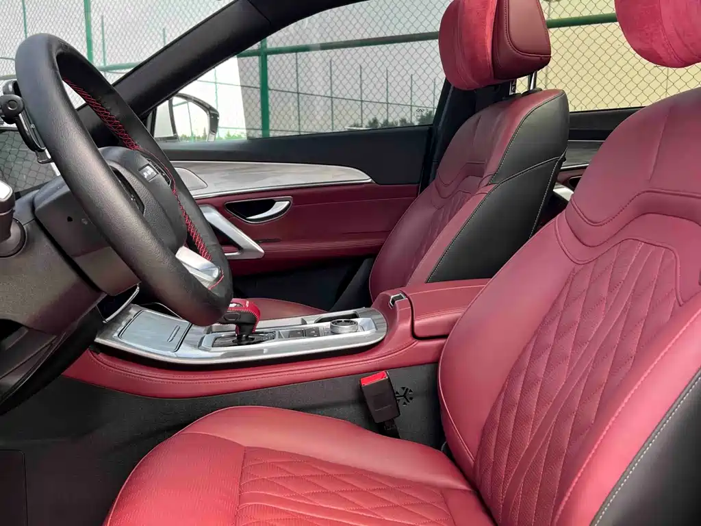 JETOUR X70 PLUS 2023 1.5T DCT Warrior PLUS 7 мест