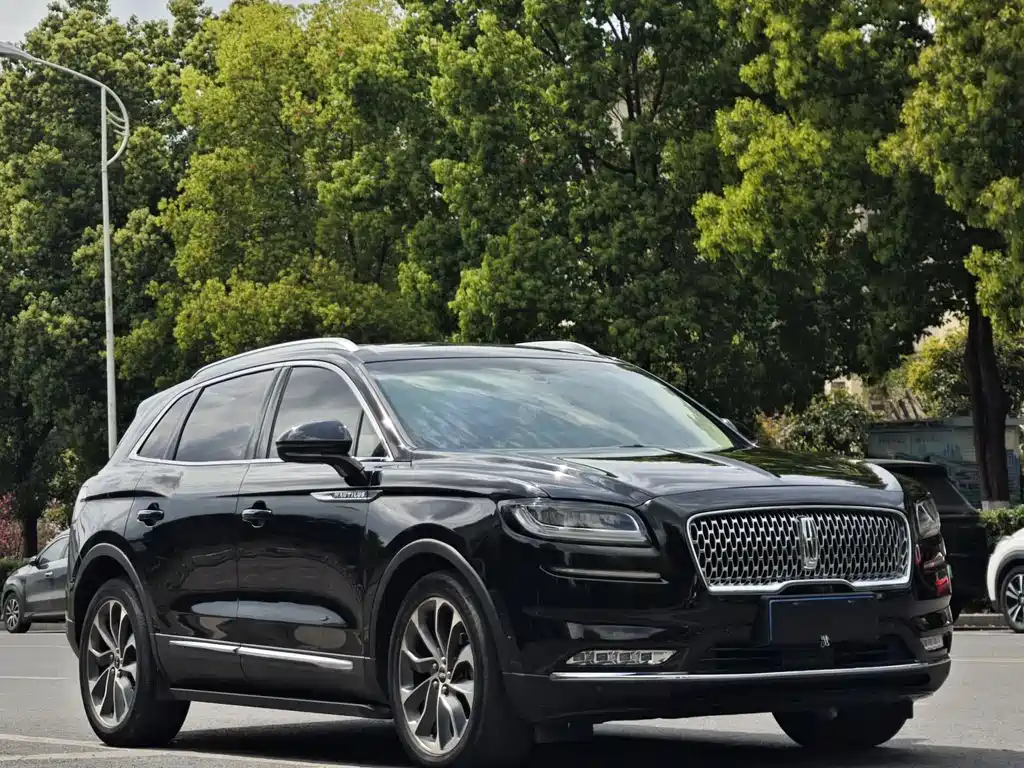Lincoln Nautilus 2021 2.0T