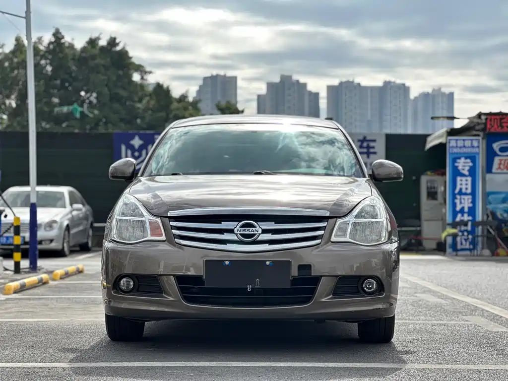 NISSAN XUAN YI