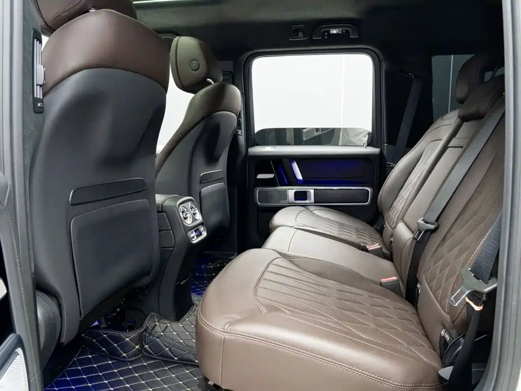 Mercedes-Benz G-Class — миниатюра 12