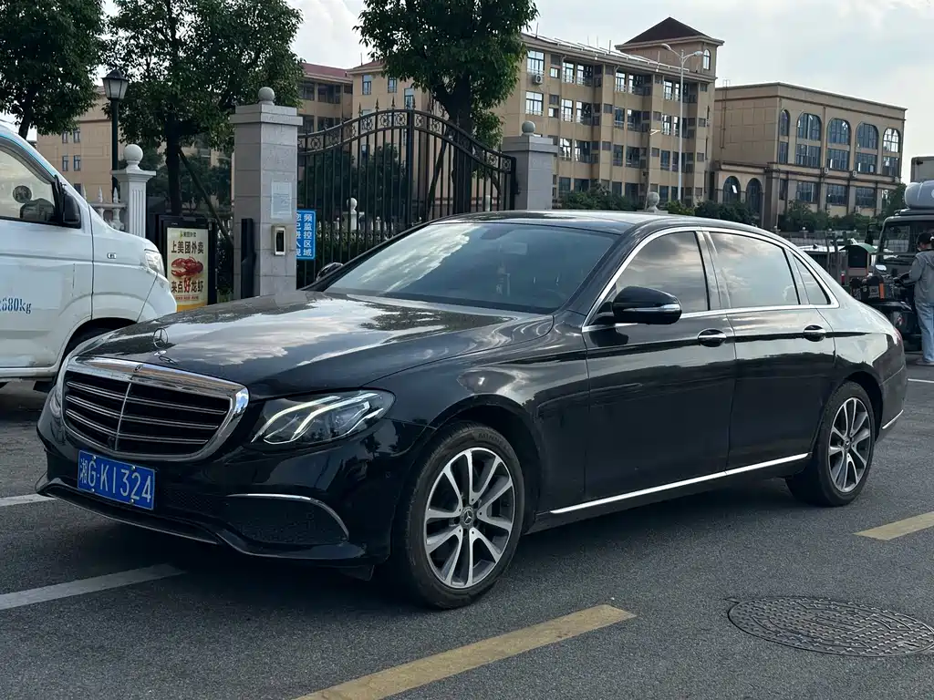 Mercedes-Benz E-Class 2018