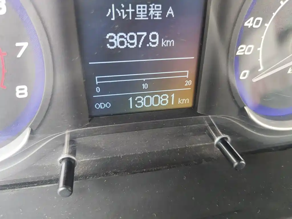 BAIC Senova X25 — миниатюра 8