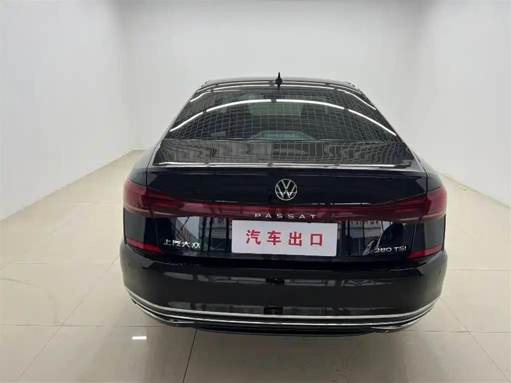 Volkswagen Passat 2023 280TSI