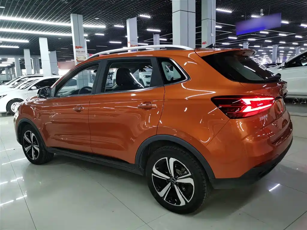 ROEWE RX3