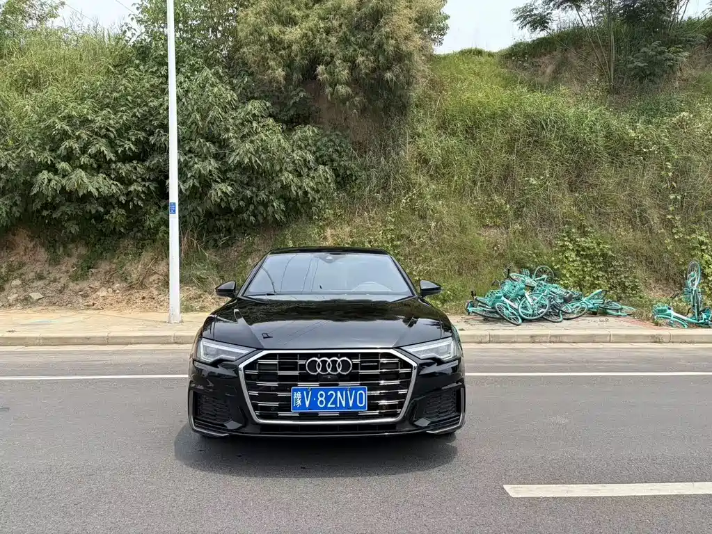 Audi A6L 2022
