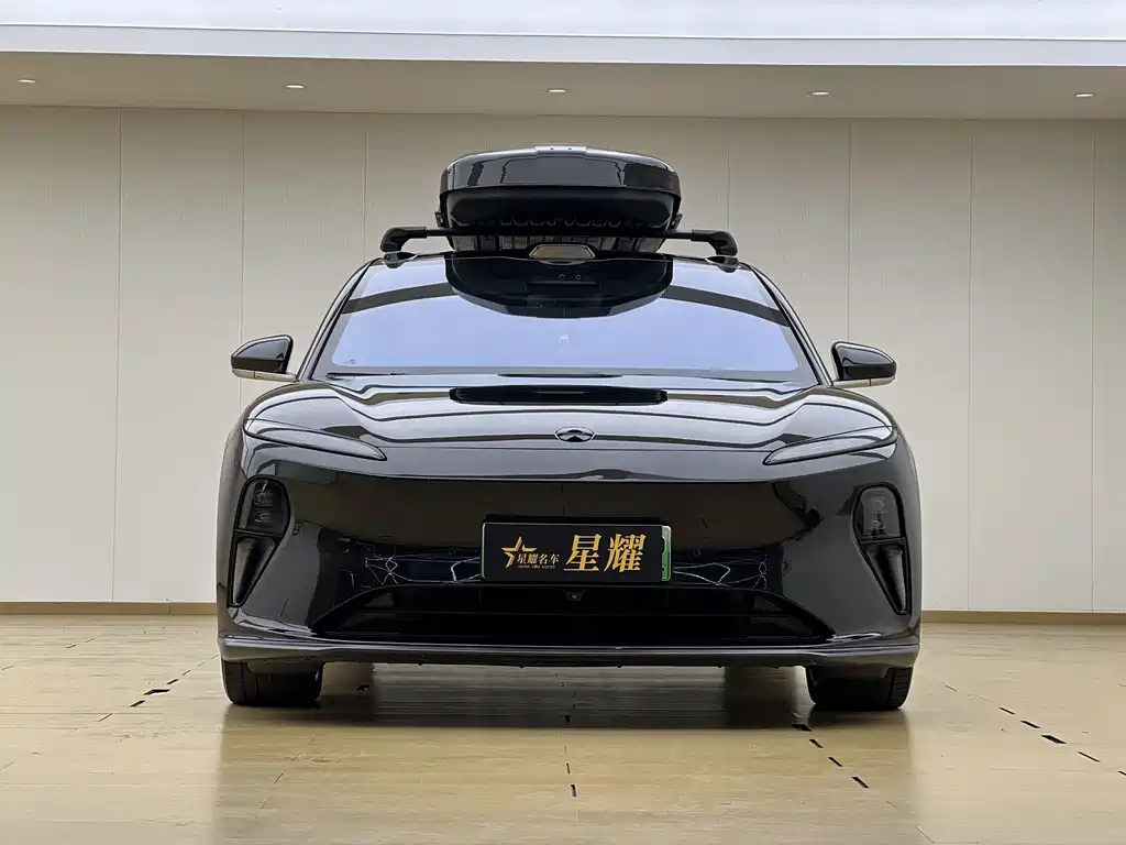 NIO ET5T — миниатюра 2