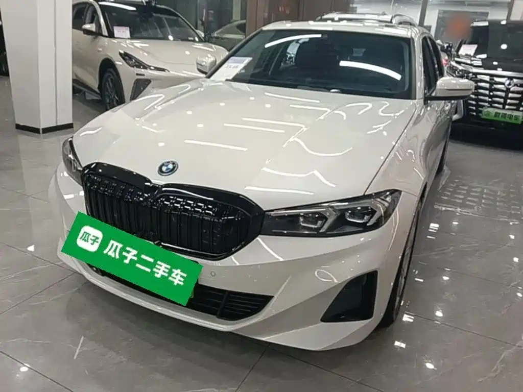BMW i3 2024 eDrive 35 L