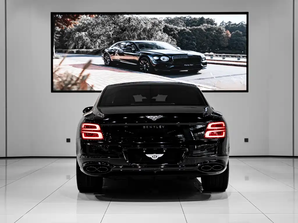 Bentley Flying Spur — миниатюра 7