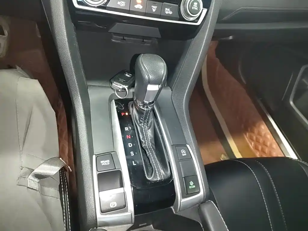 Honda Civic — миниатюра 14