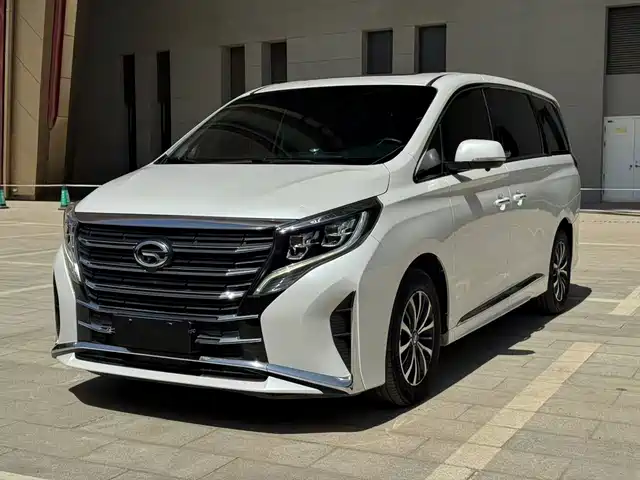 GAC Trumpchi M8