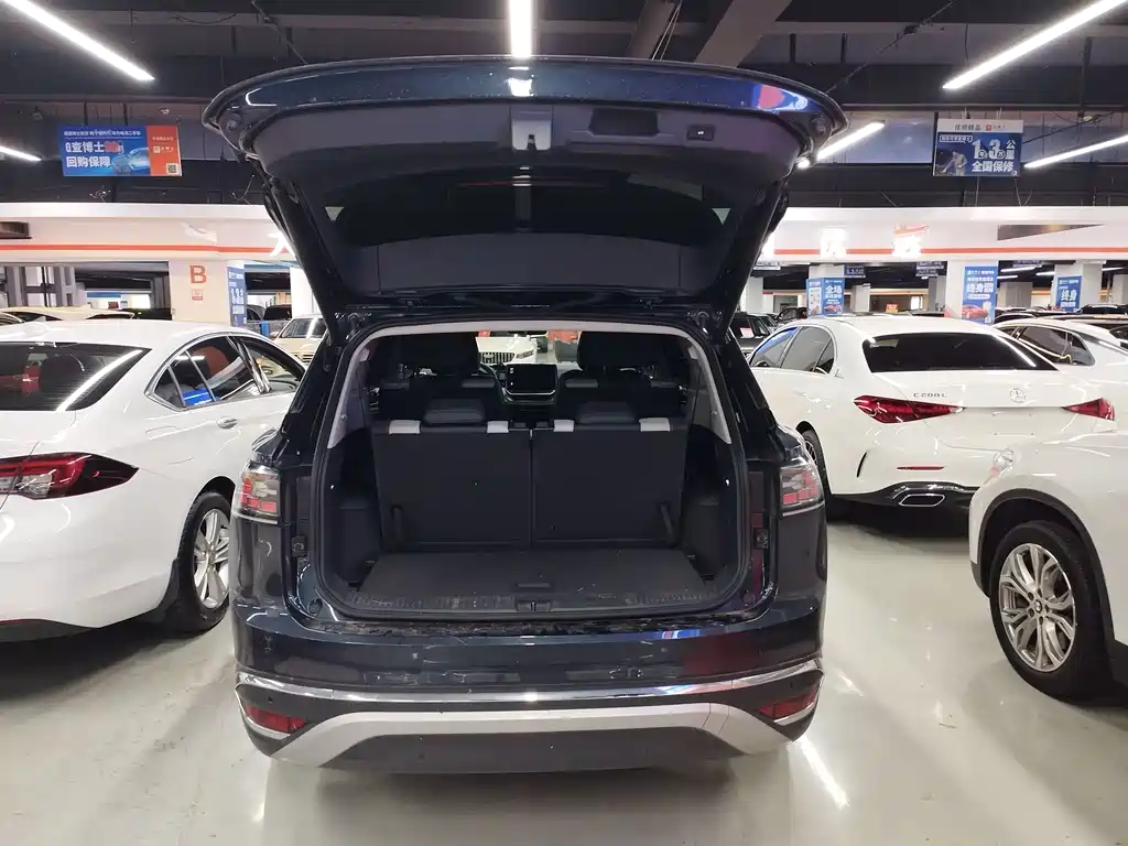 Volkswagen ID.6 CROZZ 2021 PRO