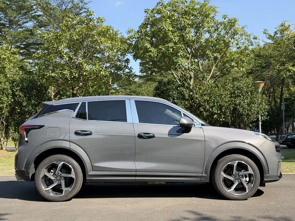 Lynk & Co 06 EM-P — миниатюра 14