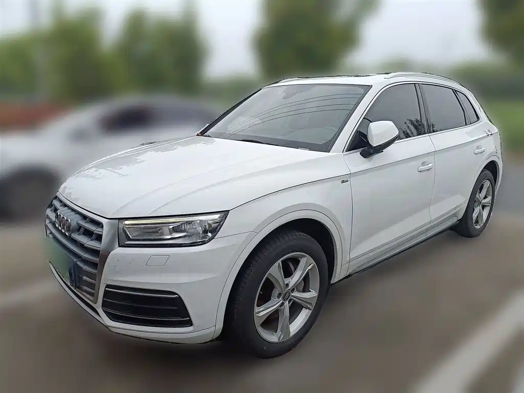 Audi Q5L 2019