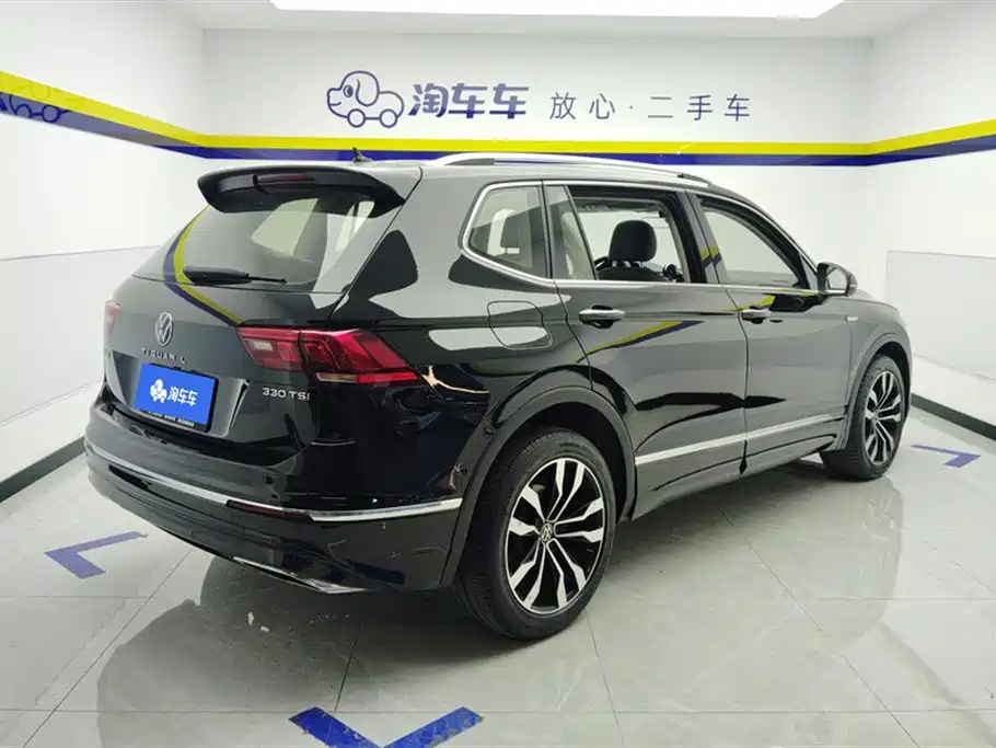 Volkswagen Tiguan L L 2021 330TSI AT R-Line