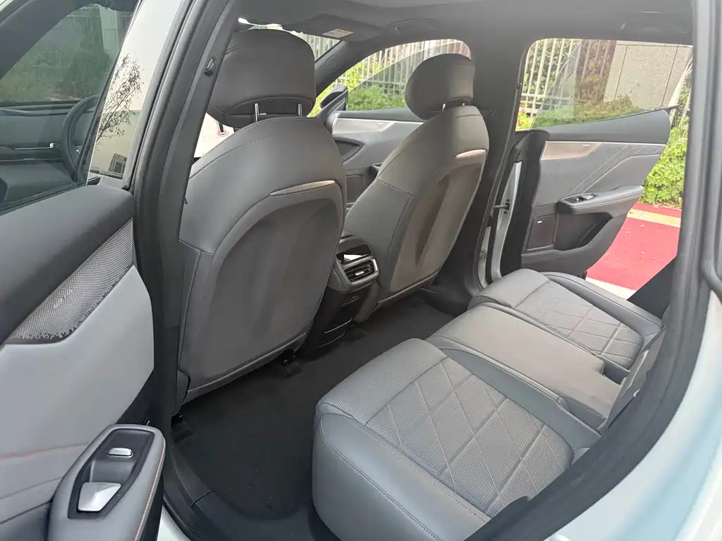 Changan Deepal DARK BLUE S05