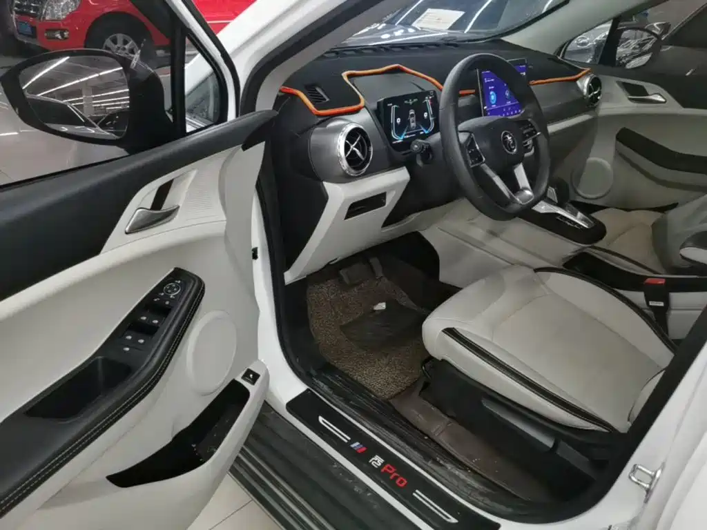 BYD Yuan Pro - фото 16